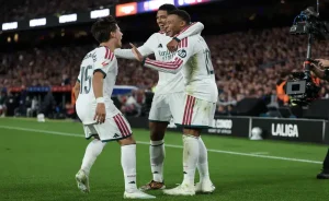مبابي يتألق في الكلاسيكو ويقود ريال مدريد لفوز ثمين
