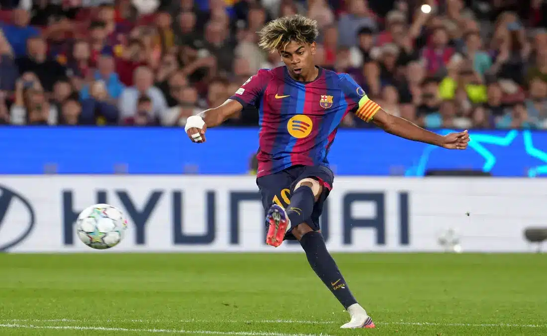 لامين يامال يستعد للكلاسيكو الأول ضد ريال مدريد